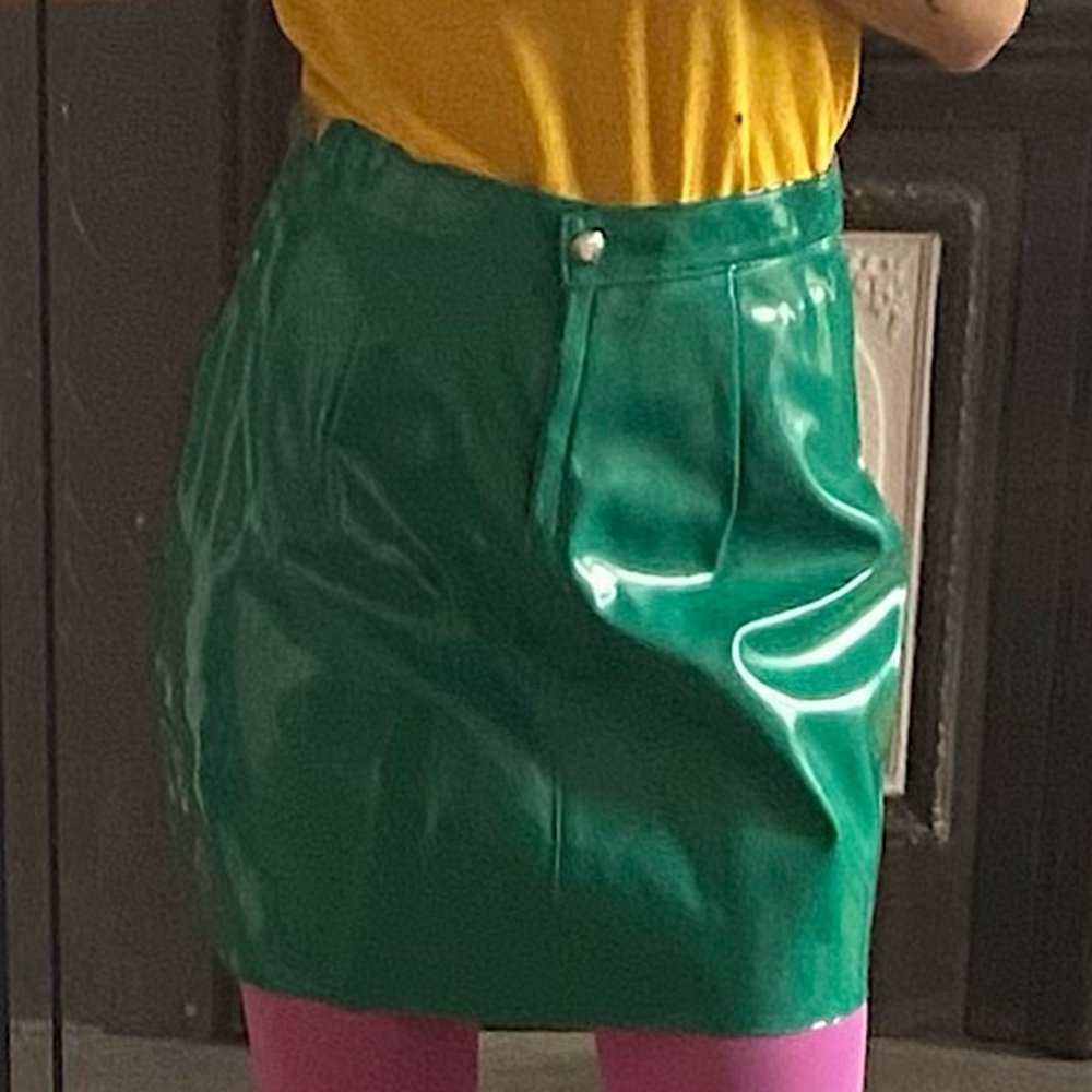 🫑Vinyl / PVC Miniskirt